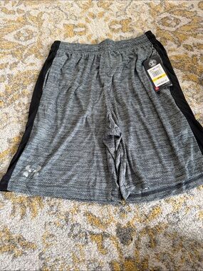 Under Armour Men's Gray Athletic Shorts with Black Panels